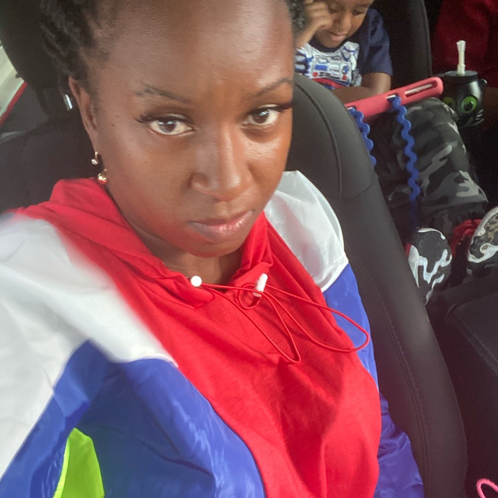 Meet your Posher, Almanett